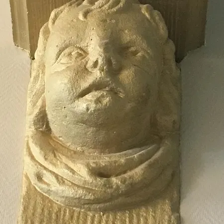 Exlibris Boutique Hotel 3*