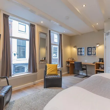 Exlibris Boutique 3* Leiden