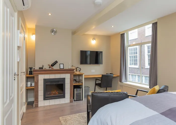 Exlibris Boutique מלון ליידן