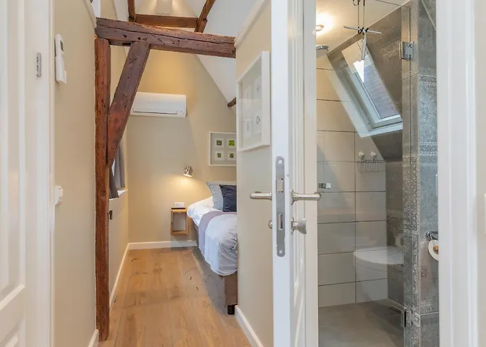 Exlibris Boutique מלון 3*