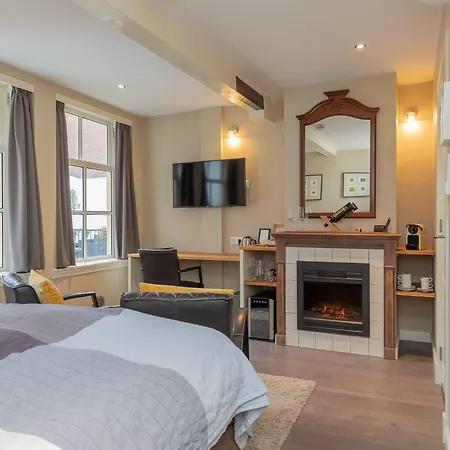 Exlibris Boutique Отель Лейден