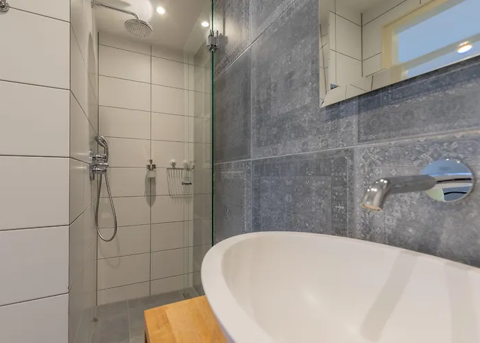 Exlibris Boutique Hotel 3*