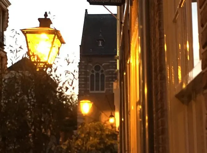 Exlibris Boutique Hotel 3*